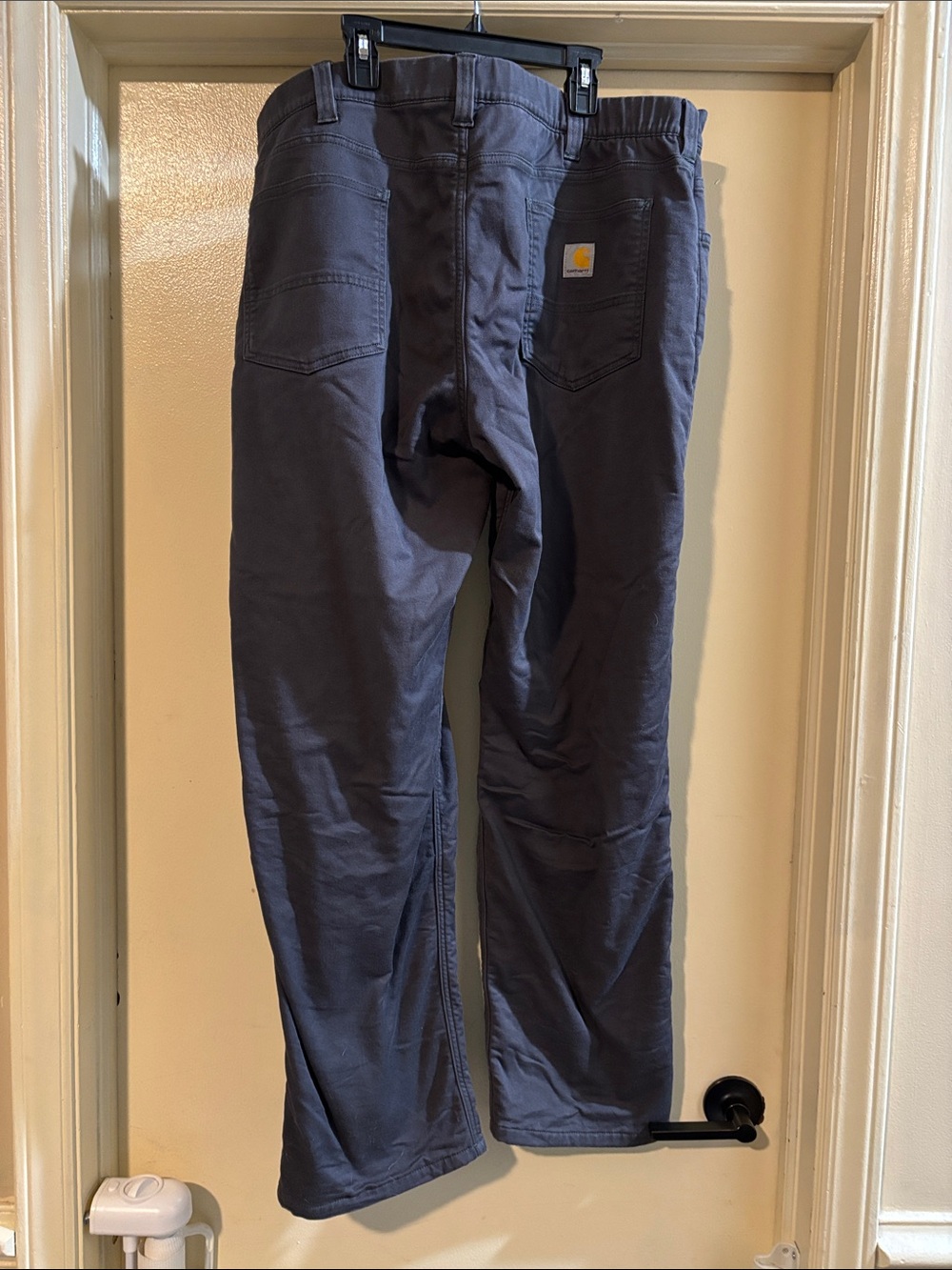 Carhartt Men’s Charcoal Cargo Work Pants 40 x 32 relaxed fit lined.